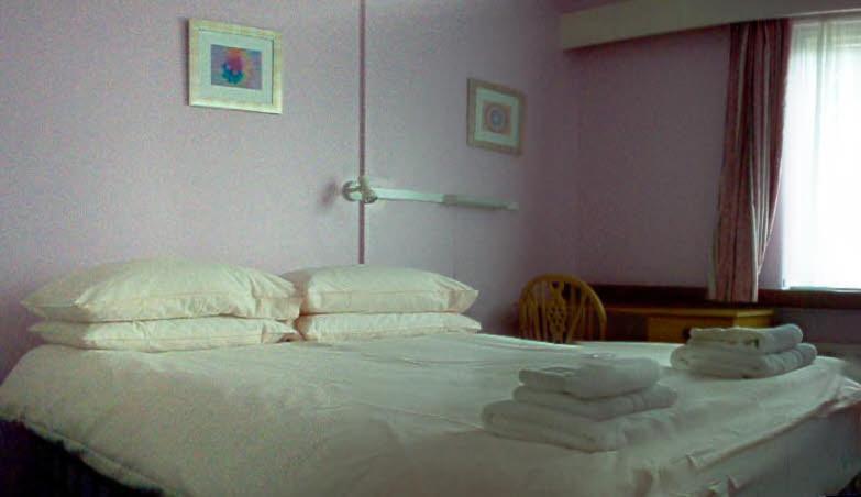 Tekels Park Guest House Camberley Zimmer foto